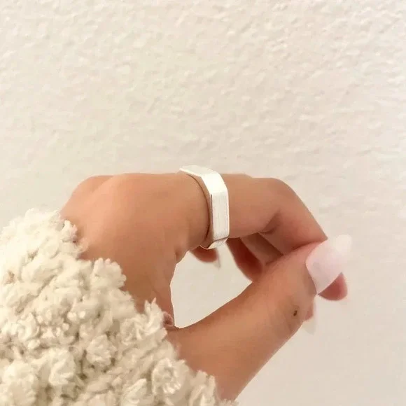 925 Sterling Silver Bar Ring Minimalist Dainty Bar Ring Brushed Silver Ring - Picture 7 of 9